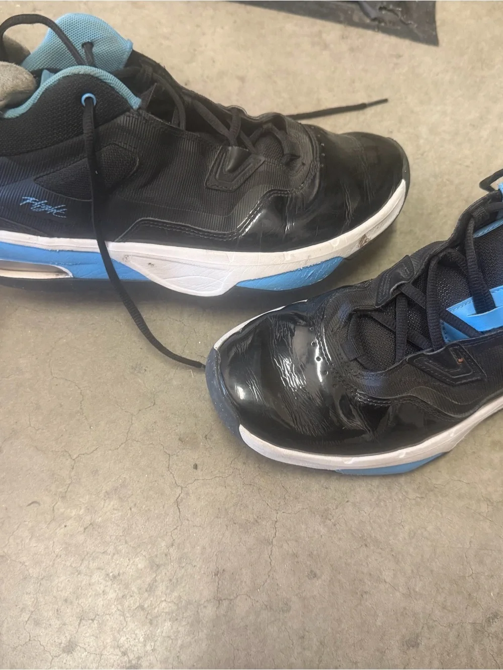 Jordan Men's Black and Light Blue Basketball Sneakers